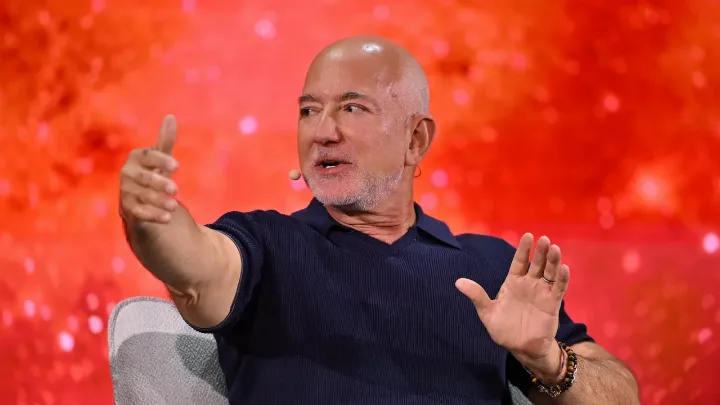 Image for: Jeff Bezos: AI could lead to 3-day workweeks, labor shortages