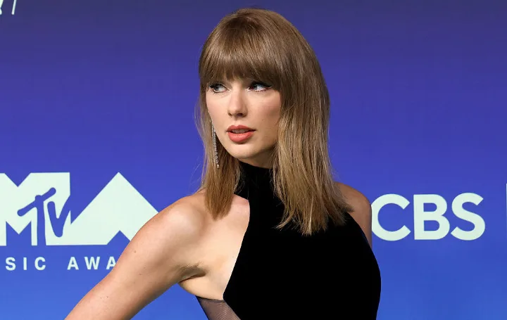 Image for: Fraudster jailed for using 10K bots and AI songs to outstream Taylor Swift