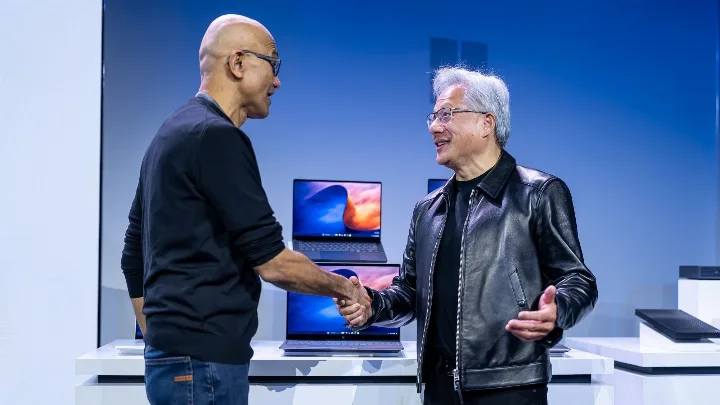 Image for: Nvidia-Chips: „PC komplett neu erfunden“: Microsoft und Nvidia stellen Notebooks vor, die KI ohne Internet nutzbar mache